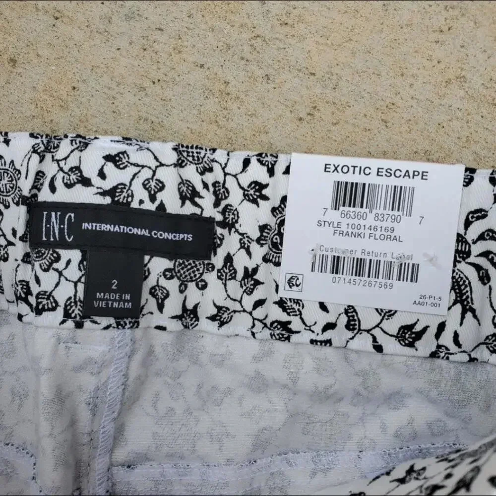 NWT INC Women's White Pocketed Joggers Elastic Waistband Cuffs Printed Pants - Picture 9 of 17